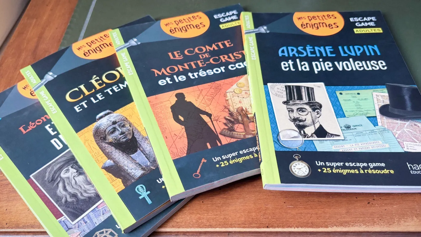 Fan of published Mes petites énigmes books including Arsène Lupin et la Pie voleuse and Le Comte de Monte-Cristo